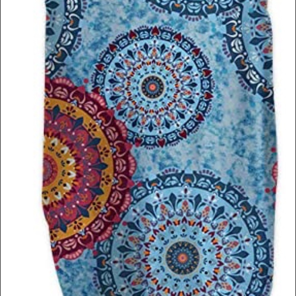 🎉 MAXI DRESS🎉 - Picture 4 of 4